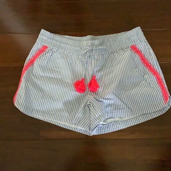 Vineyard Vines Women's Shorts - Picture 1 of 9